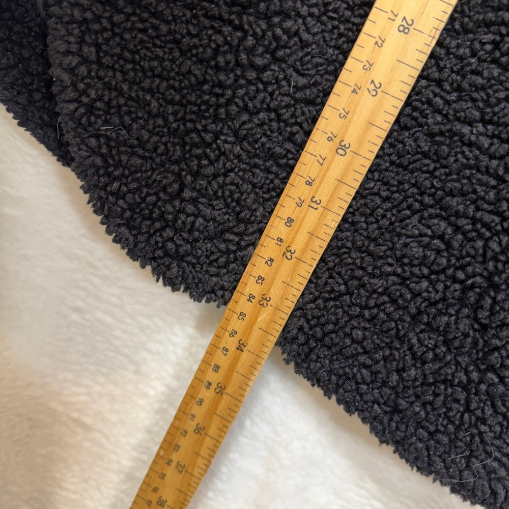 Missguided Teddy Shacket Womens Size 12 Black Full Button Cozy Cabincore - Picture 7 of 9